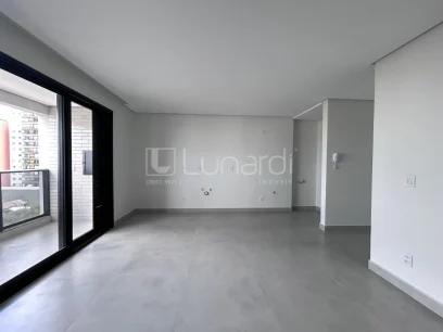 Foto Apartamento com 2 Dormitórios