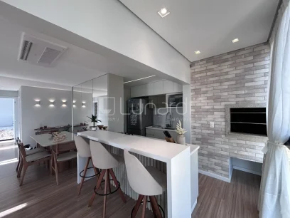 Foto Apartamento com 3 Dormitórios