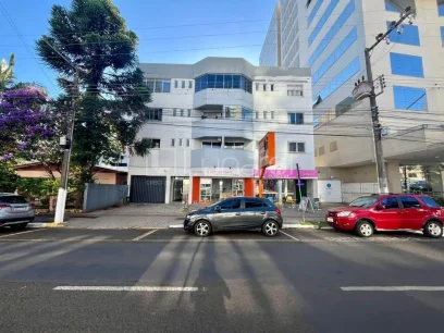 Apartamento com 3 Dormitórios