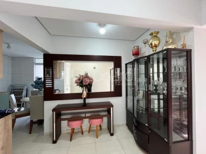 Foto Apartamento com 3 Dormitórios