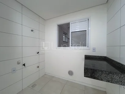Foto Apartamento com 2 Dormitórios