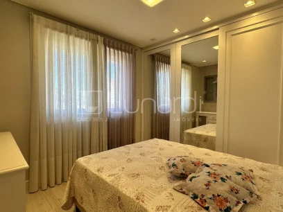 Foto Apartamento com 2 Dormitórios