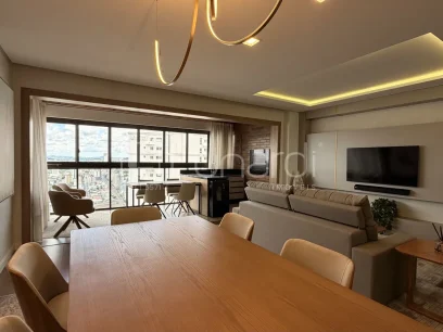 Foto Apartamento com 2 Suítes