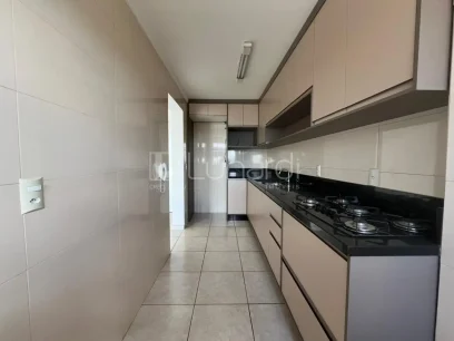 Foto Apartamento com 2 Dormitórios