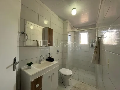Foto Apartamento com 2 Dormitórios