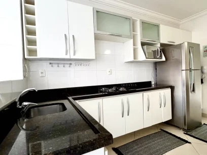 Foto Apartamento com 3 Dormitórios