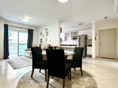 Foto Apartamento com 3 Dormitórios