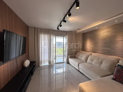 Foto Apartamento com 3 Dormitórios