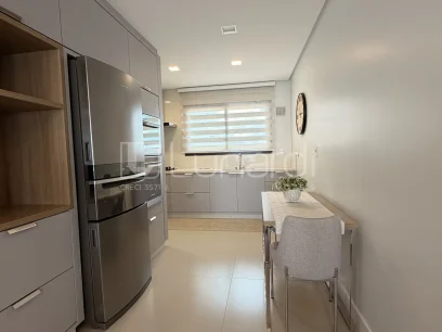 Foto Apartamento com 2 Suítes