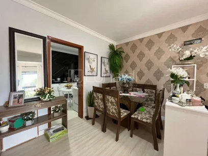 Foto Apartamento com 2 Dormitórios