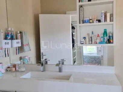 Foto Casa com 3 Dormitórios