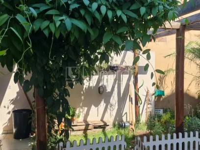 Foto Casa com 3 Dormitórios