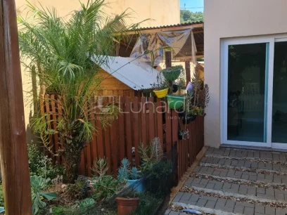 Foto Casa com 3 Dormitórios