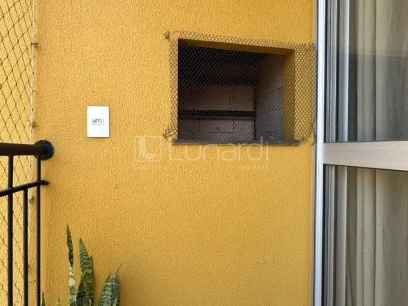 Foto Apartamento com 2 Dormitórios