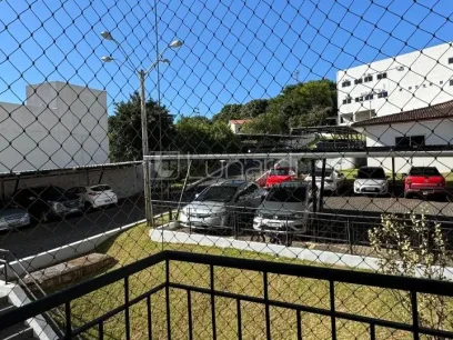 Foto Apartamento com 2 Dormitórios