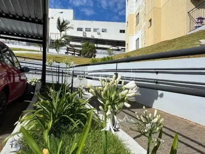 Foto Apartamento com 2 Dormitórios