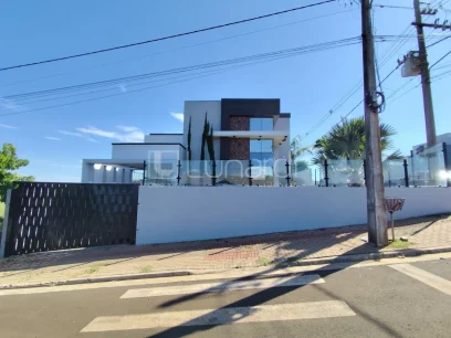 Foto Casa com 3 Dormitórios