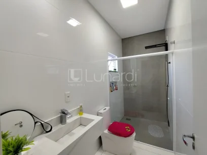 Foto Casa com 3 Dormitórios