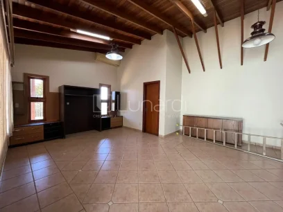 Foto Casa com 4 Dormitórios