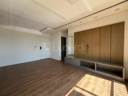 Foto Apartamento com 2 Dormitórios