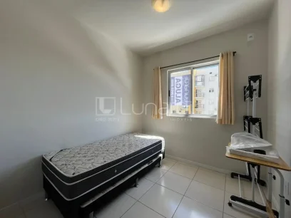 Foto Apartamento com 2 Dormitórios