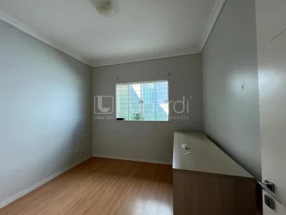 Casa com 3 Dormitórios - Miniatura - Lunardi Imóveis