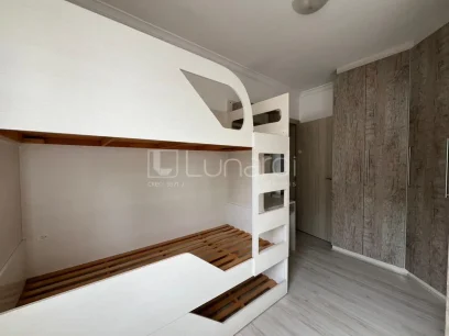 Foto Apartamento com 2 Dormitórios