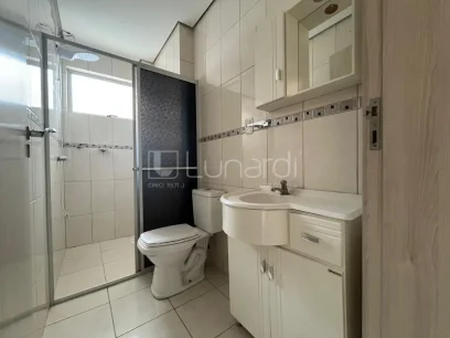 Foto Apartamento com 2 Dormitórios