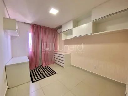 Foto Apartamento com 2 Dormitórios