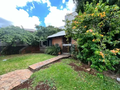 Foto Casa com 3 Dormitórios