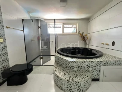 Foto Casa com 3 Dormitórios