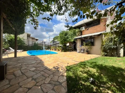 Foto Casa com 3 Dormitórios