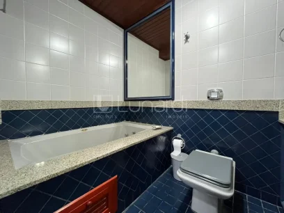 Foto Apartamento Duplex com 3 Suítes