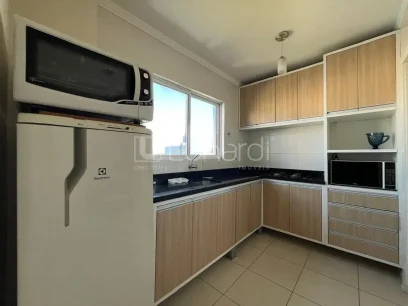 Foto Apartamento com 2 Dormitórios
