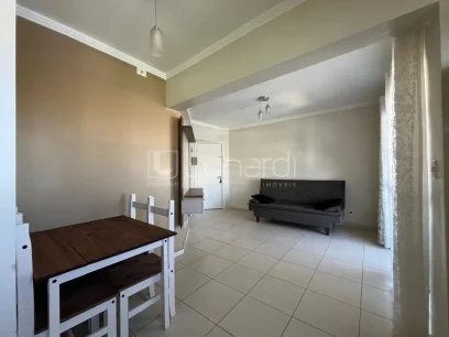 Foto Apartamento com 2 Dormitórios