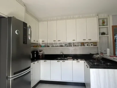 Foto Casa com 2 Dormitórios