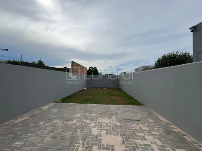 Foto Sobrado com 3 Dormitórios