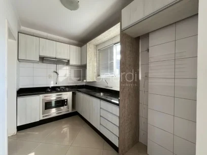 Foto Apartamento com 2 Dormitórios