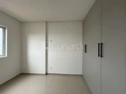 Foto Apartamento com 2 Dormitórios