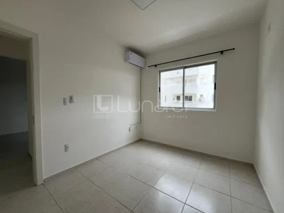 Foto Apartamento com 2 Dormitórios