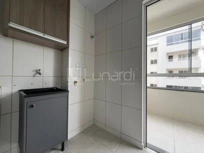 Foto Apartamento com 2 Dormitórios
