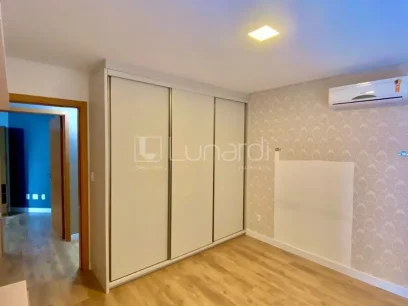 Foto Apartamento com 3 Dormitórios