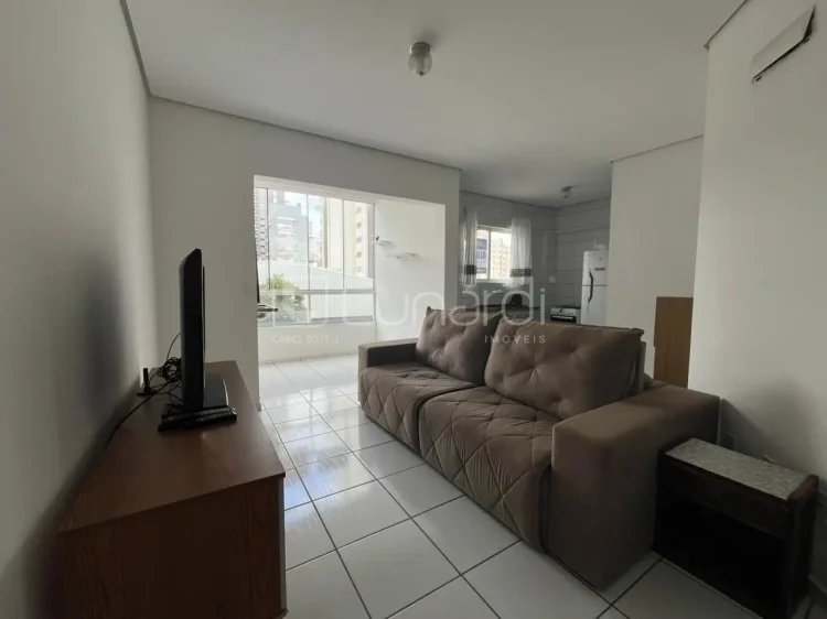 Apartamento com 2 Dormitórios - Lunardi Imóveis