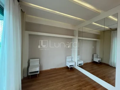 Foto Apartamento com 3 Dormitórios