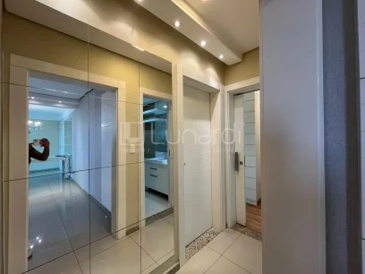 Foto Apartamento com 3 Dormitórios