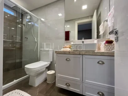 Foto Casa com 4 Dormitórios