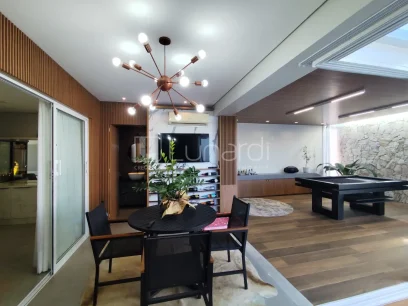 Foto Casa com 3 Suítes