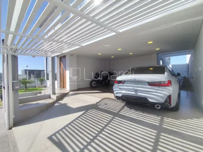 Foto Casa com 3 Suítes