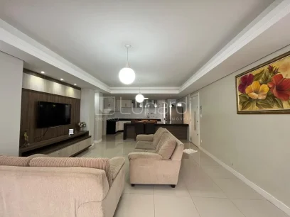 Foto Apartamento com 3 Dormitórios