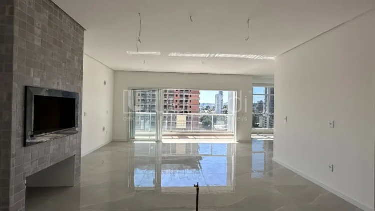 Apartamento com 4 Dormitórios - Lunardi Imóveis